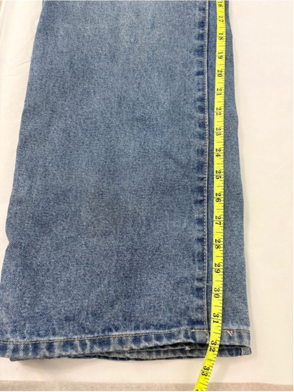 Ed Hardy Tattoo Graphic Wide Leg Jeans Sz 26 Light Wash EUC #309 - Picture 10 of 14